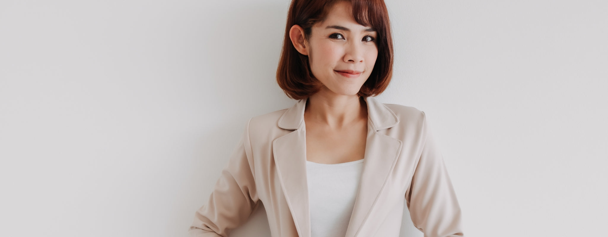 10 idées de tenues avec une robe blazer chic et décontractée